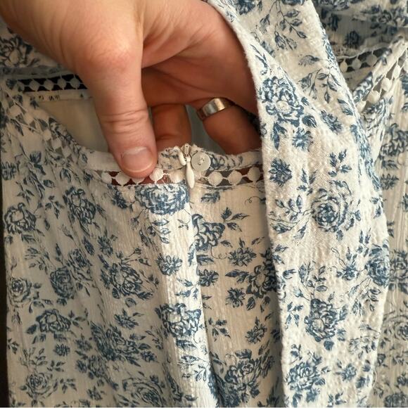 MINKPINK Sky Rose Dress Tie Back Mini Dress Size M - Picture 9 of 10